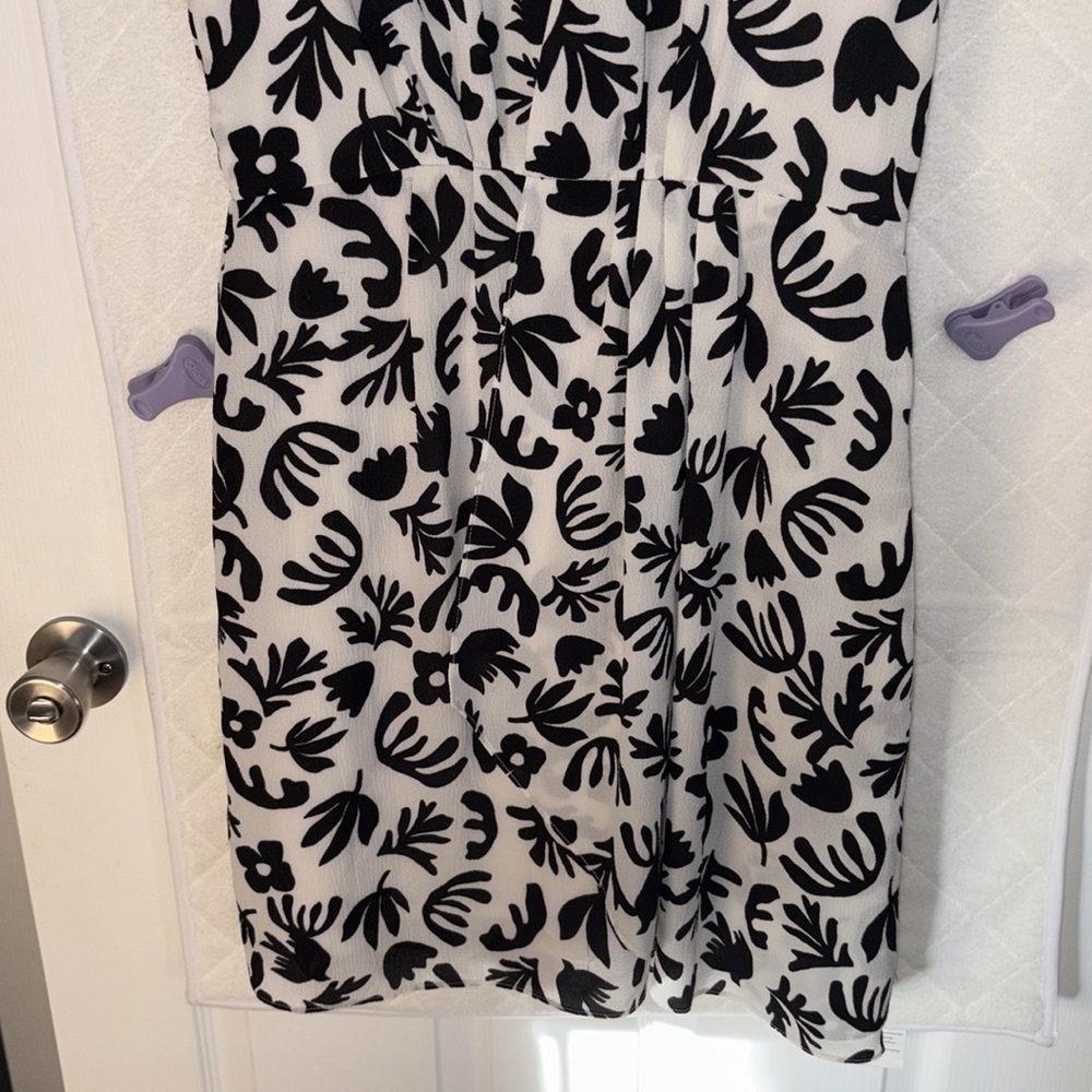 (RTR) Donna Morgan abstract dress - Picture 5 of 8